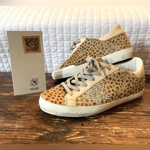 AUTHENTIC Golden Goose Super-Star Animal Print Genuine Calf Hair Sneaker.
